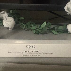ICONIC London Tint & Texture Brow Gel